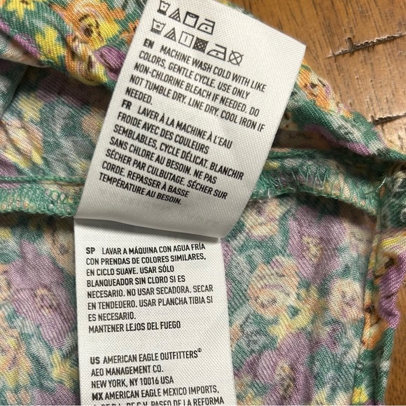 American Eagle Floral Baby Doll Sleeveless Top, Sz Medium, Yellow, Green, Purple - Picture 7 of 7